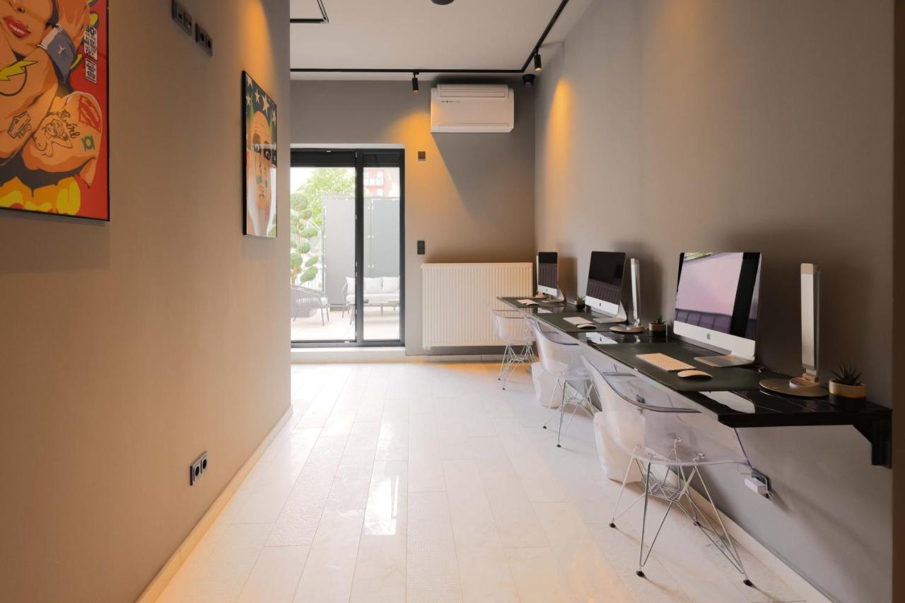 The Penthouse At Eco Smart Apartments Neurenberg Buitenkant foto