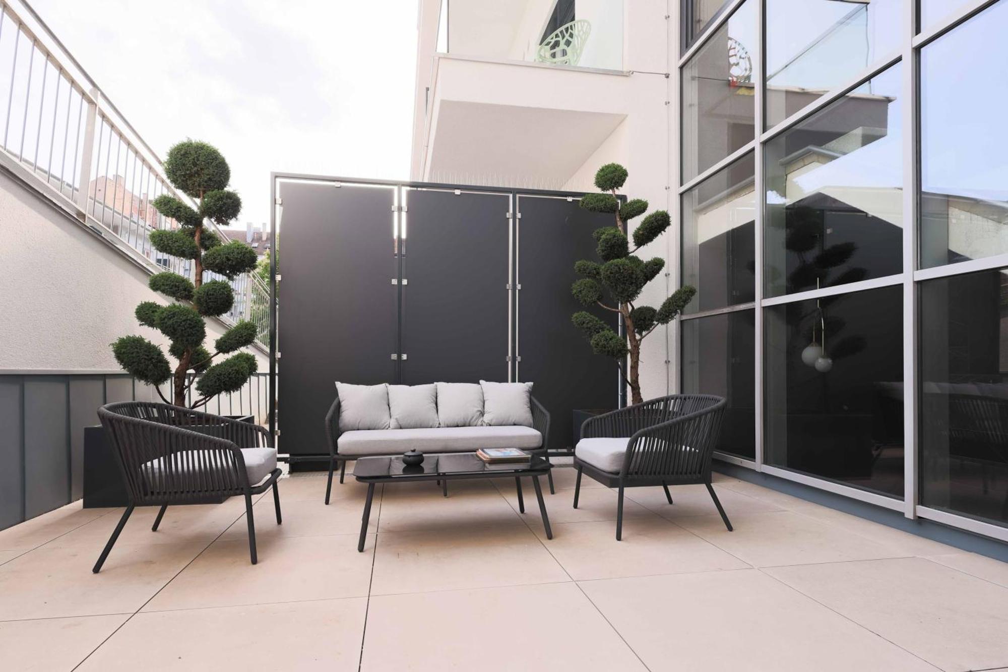 The Penthouse At Eco Smart Apartments Neurenberg Buitenkant foto